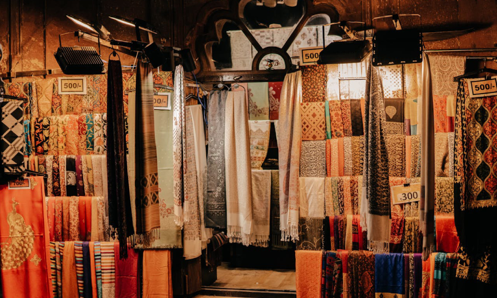 kashmir-clothe-market-1