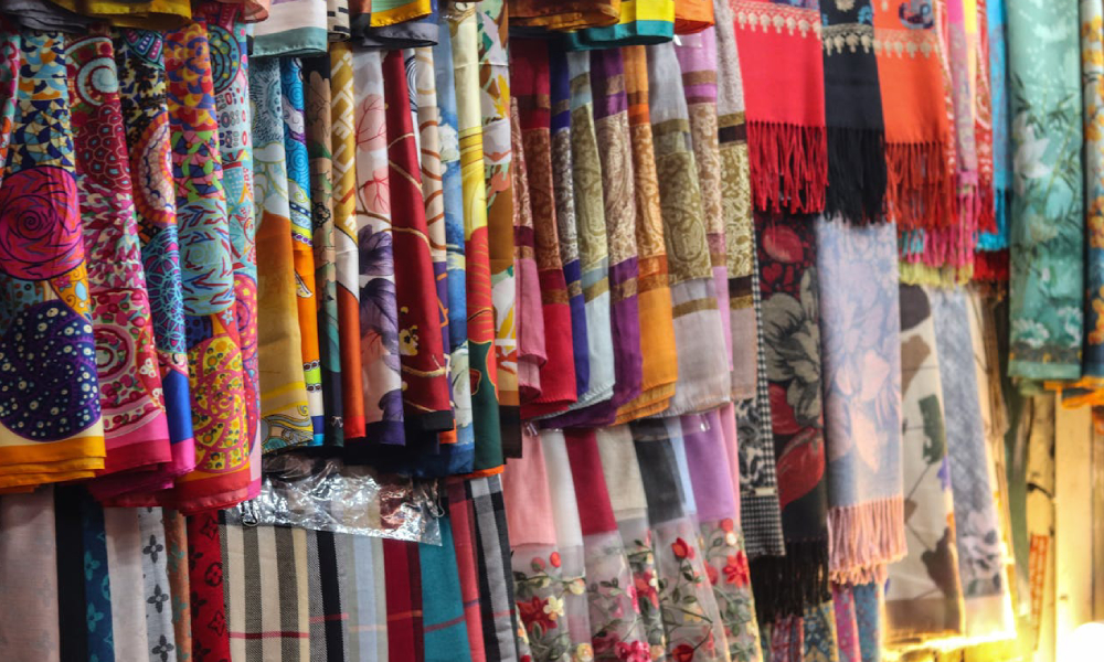 kashmir-clothe-market-3